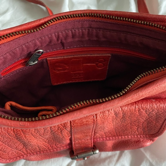 Rock Paper Scissors - Picture 2 of 7